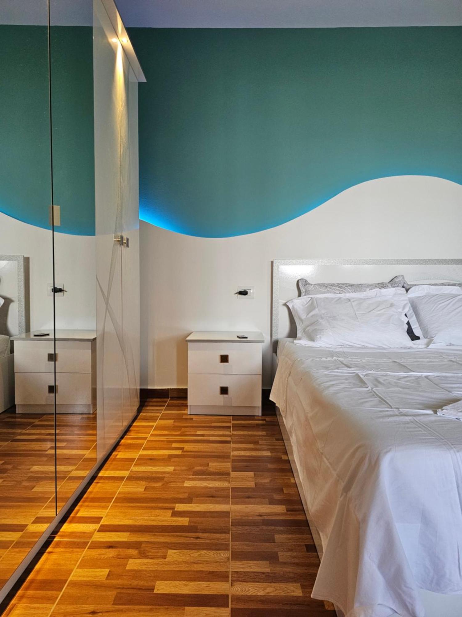 Lemon Garden Apartment-Hot Tub Jacuzzi Gjirokastër Екстериор снимка