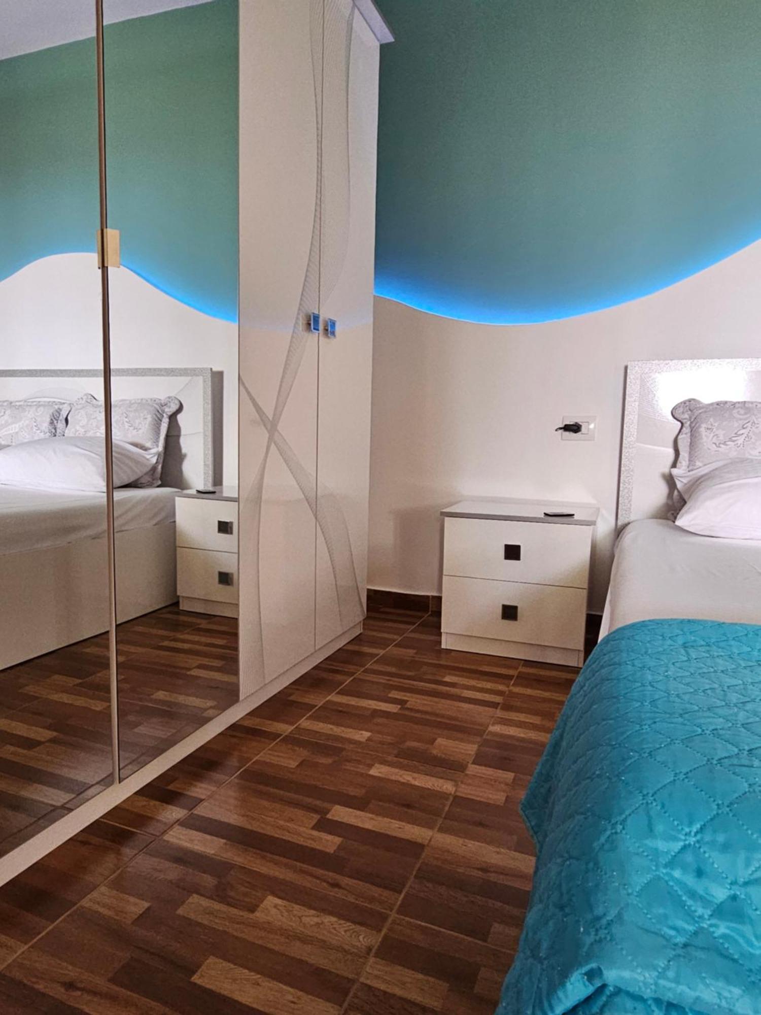 Lemon Garden Apartment-Hot Tub Jacuzzi Gjirokastër Екстериор снимка